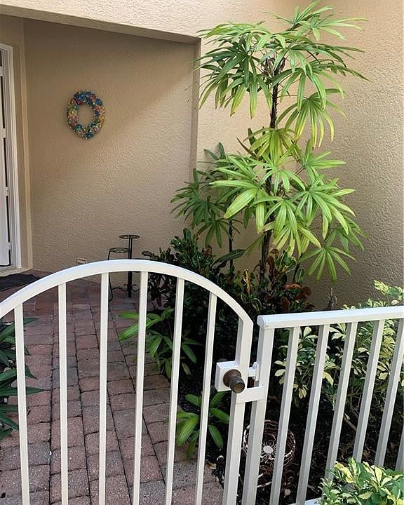 1st image of 5600 Chelsey Ln APT 102