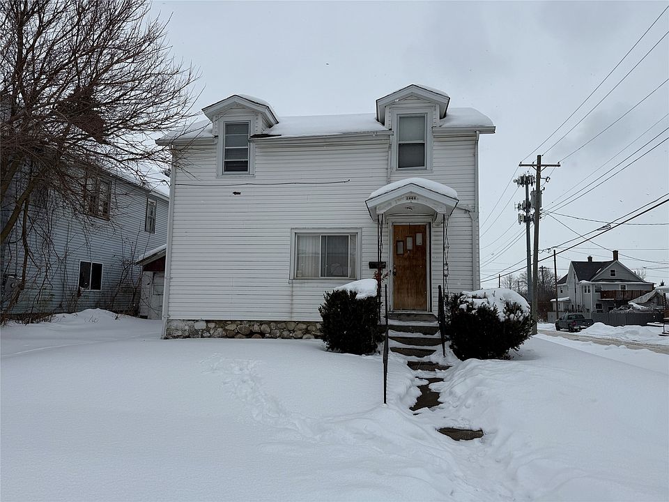 1st image of 1060 E 24th St