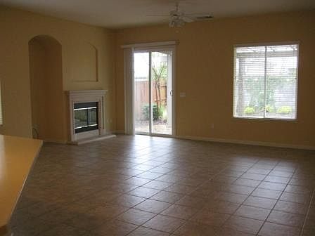 3rd image of 6721 Yosemite Ct
