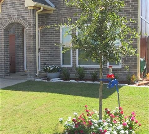 3rd image of 3738 Nicole Dr