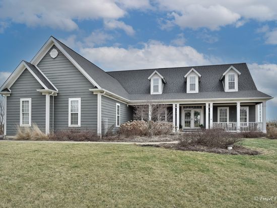 6N193 Northern Light Ln, St Charles, IL 60175