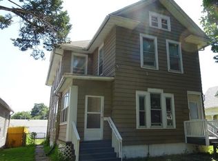 1927 W 1st St, Davenport, IA 52802