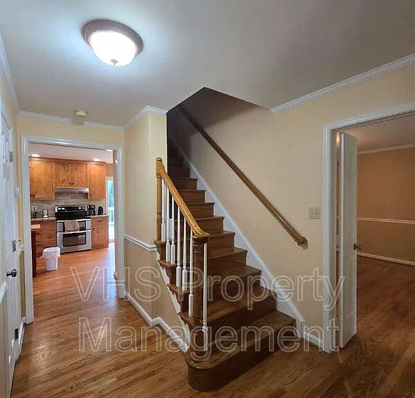 5712 John Barton Payne Rd — Photo 2