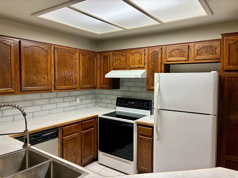 11666 N 28th Dr #287 — Photo 7