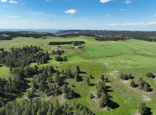 518 Saw Log Rd, Crawford, NE 69339