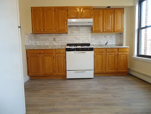 Rented by Hakeem Shahid, LREB | media 14