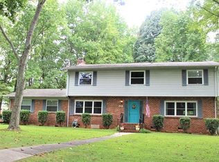 6925 Leesburg Rd, Charlotte, NC 28215