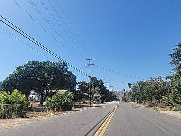 4th image of 12798 6th St