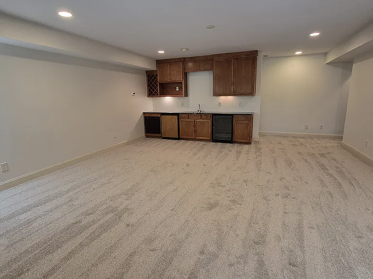 4413 Turnberry Cir — Photo 30