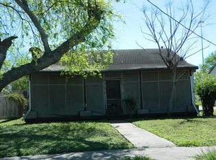 2815 Noakes St, Corpus Christi, TX 78407