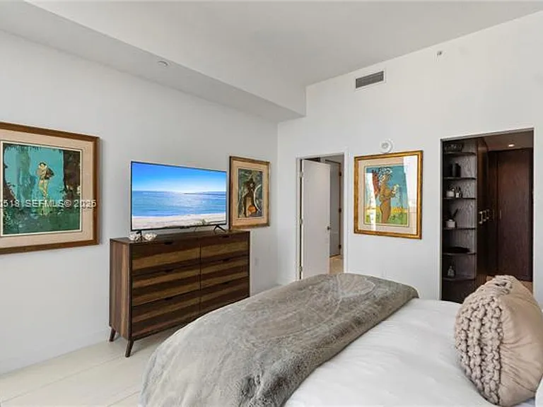 2678 Tigertail Ave #Penthouse CU-4 — Photo 21