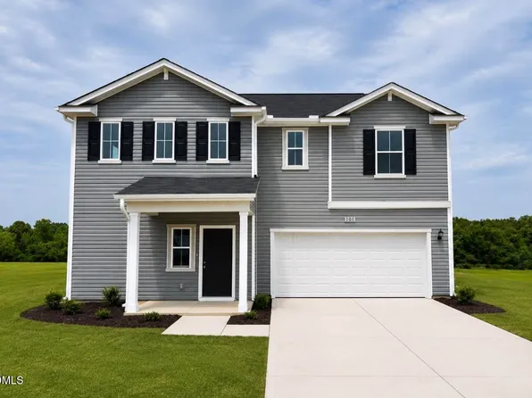 101 Hallwood Dr, Pikeville, NC 27863