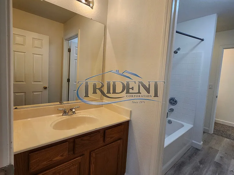 1218 Galston Dr — Photo 20