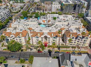 620 S Gramercy Pl APT 415, Los Angeles, CA 90005