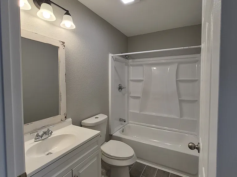 14320 Cashs Mill Rd — Photo 5