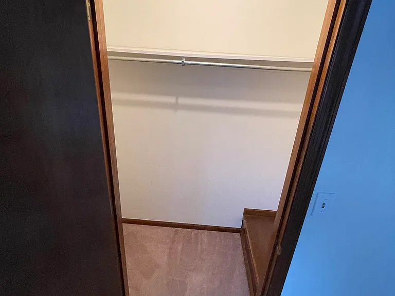 79 Corbins Mill Dr — Photo 17