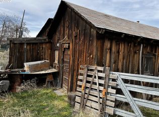 324 SE High St, Mitchell, OR 97750