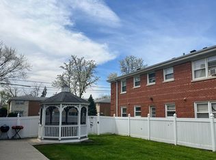 1700-1704 Touhy Ave, Park Ridge, IL 60068