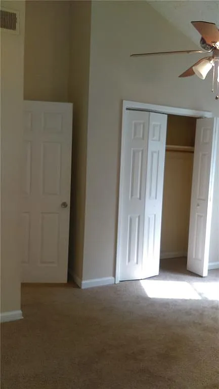 2 bed, 1000 sqft, $1,500 — Photo 4