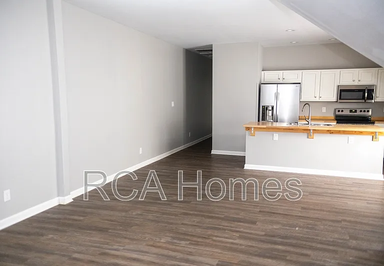 3501 N Illinois St #3 — Photo 1