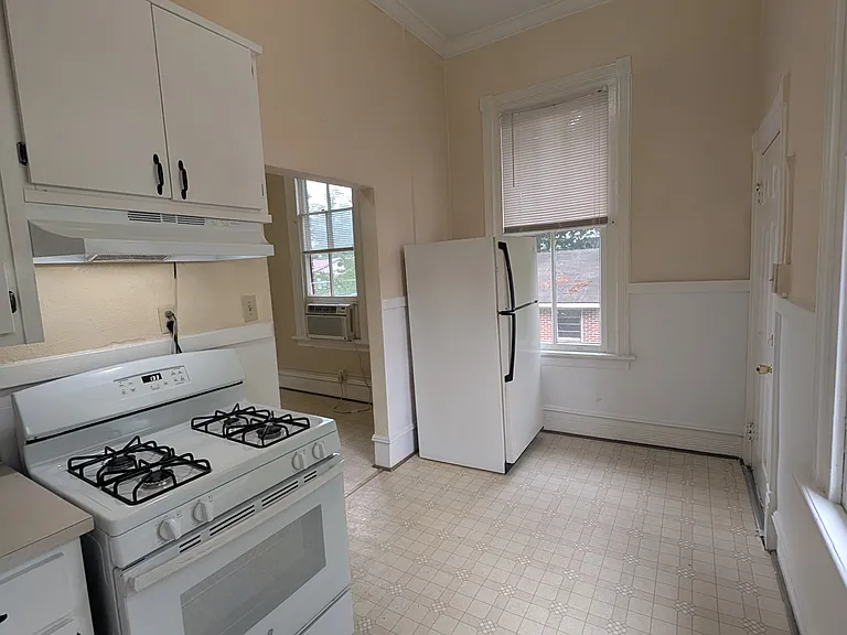 1612 12th St #A3 — Photo 3