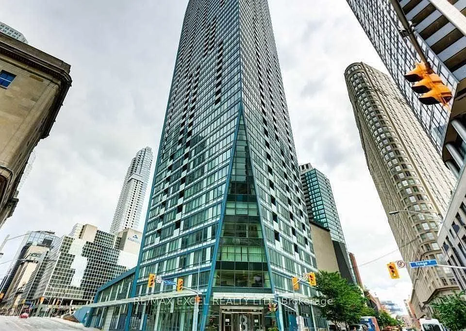 8 The Esplanade #1812