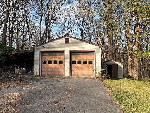 4th image of 17550 Black Rock Rd