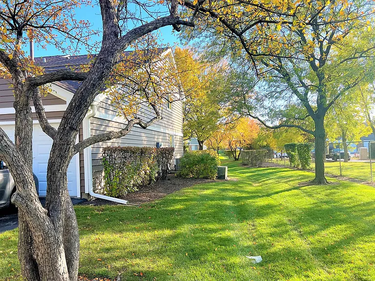 601 Hanover Ct #Z1 — Photo 18