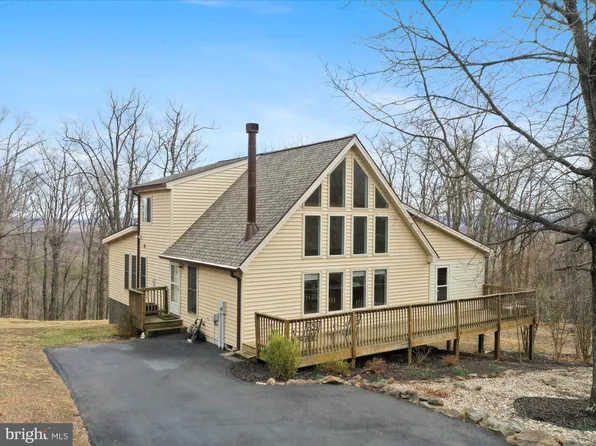 283 Lookout Rdg, Hedgesville, WV 25427