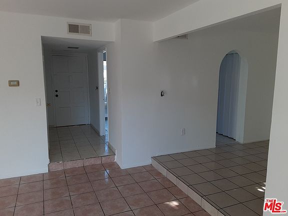 5th image of 8800 Kester Ave Unit 131