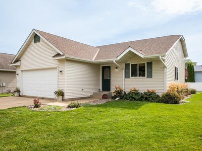4120 Peregrine Ln SE, Rochester, MN, 55904