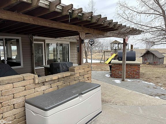 3rd image of 1274 Jefferson Keokuk St