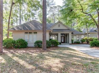 16 Stonegate Dr, Hilton Head Island, SC 29926