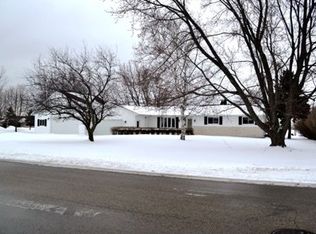 5625 W Sandra Dr, Appleton, WI 54913