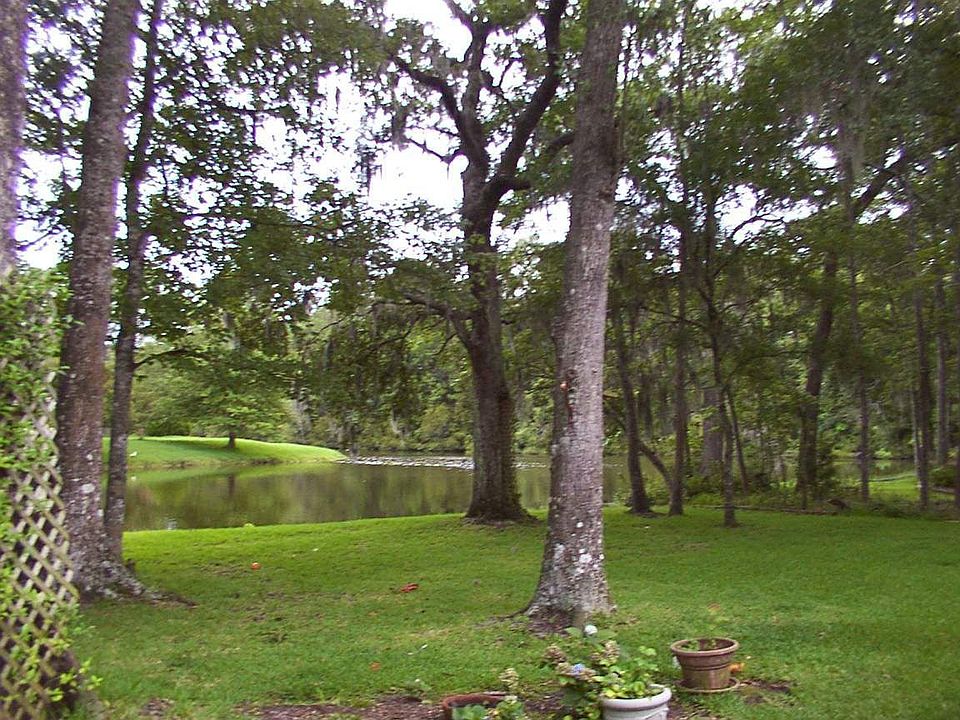 Waterfront lot on a stocked, fresh water pond!