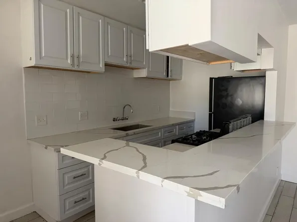 16439 California Ave #1/4, Paramount, CA 90723