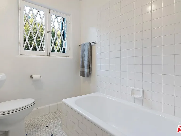 3486 Oak Glen Dr — Photo 13