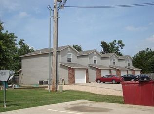 518 Birmingham St SW, Gravette, AR 72736