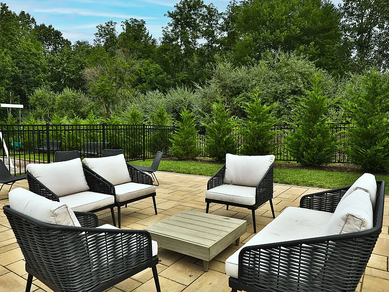 Outdoor Lounge