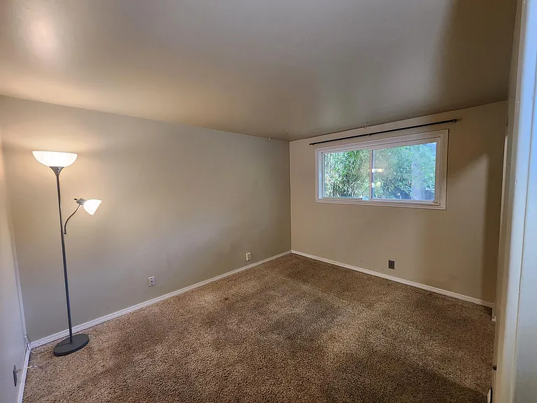 18027 Sunnyside Ave N — Photo 17