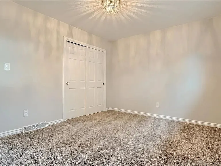 1603 Carmel Dr — Photo 15