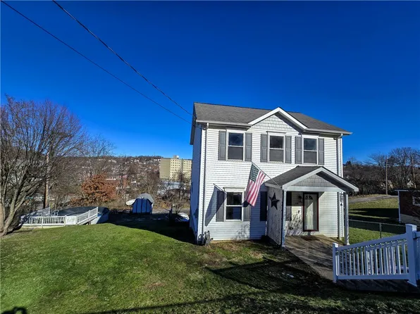 309 Chestnut St, Jeannette, PA 15644