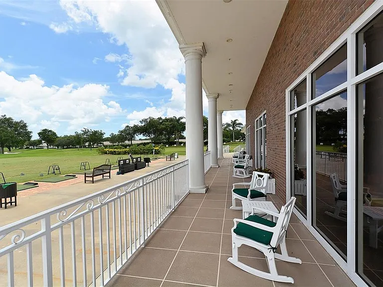 5811 White Oak Bayou Ct — Photo 47