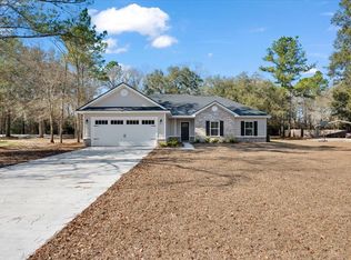 461 Longleaf Ln, Jesup, GA 31545