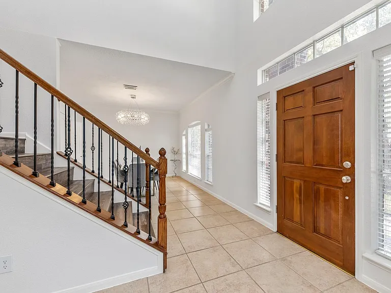 15826 Jamie Lee Dr — Photo 6