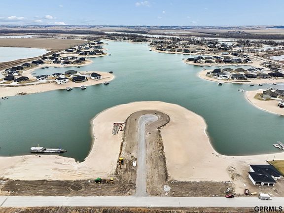 2nd image of 337 S Marina Way