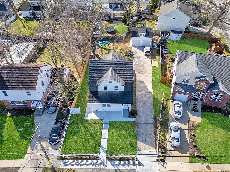 1st image of 231 W Centennial Avenue