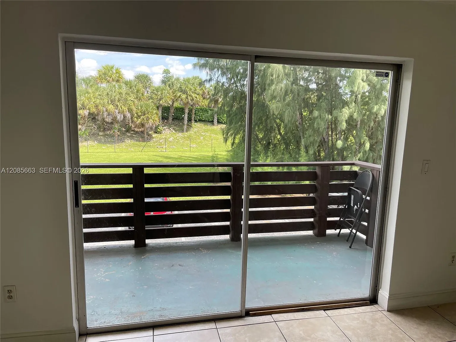 Dadeland Capri Condo — Photo 4