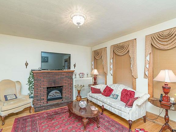 5th image of 56 Norwood Ave