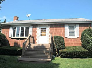 3805 Countryside Ln, Glenview, IL